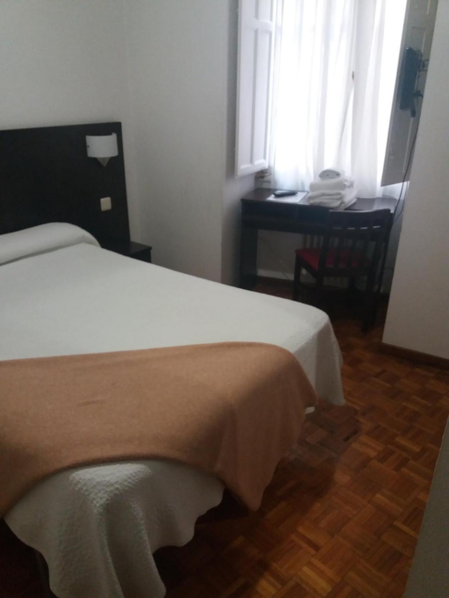 Hotel Irixo Ourense Buitenkant foto