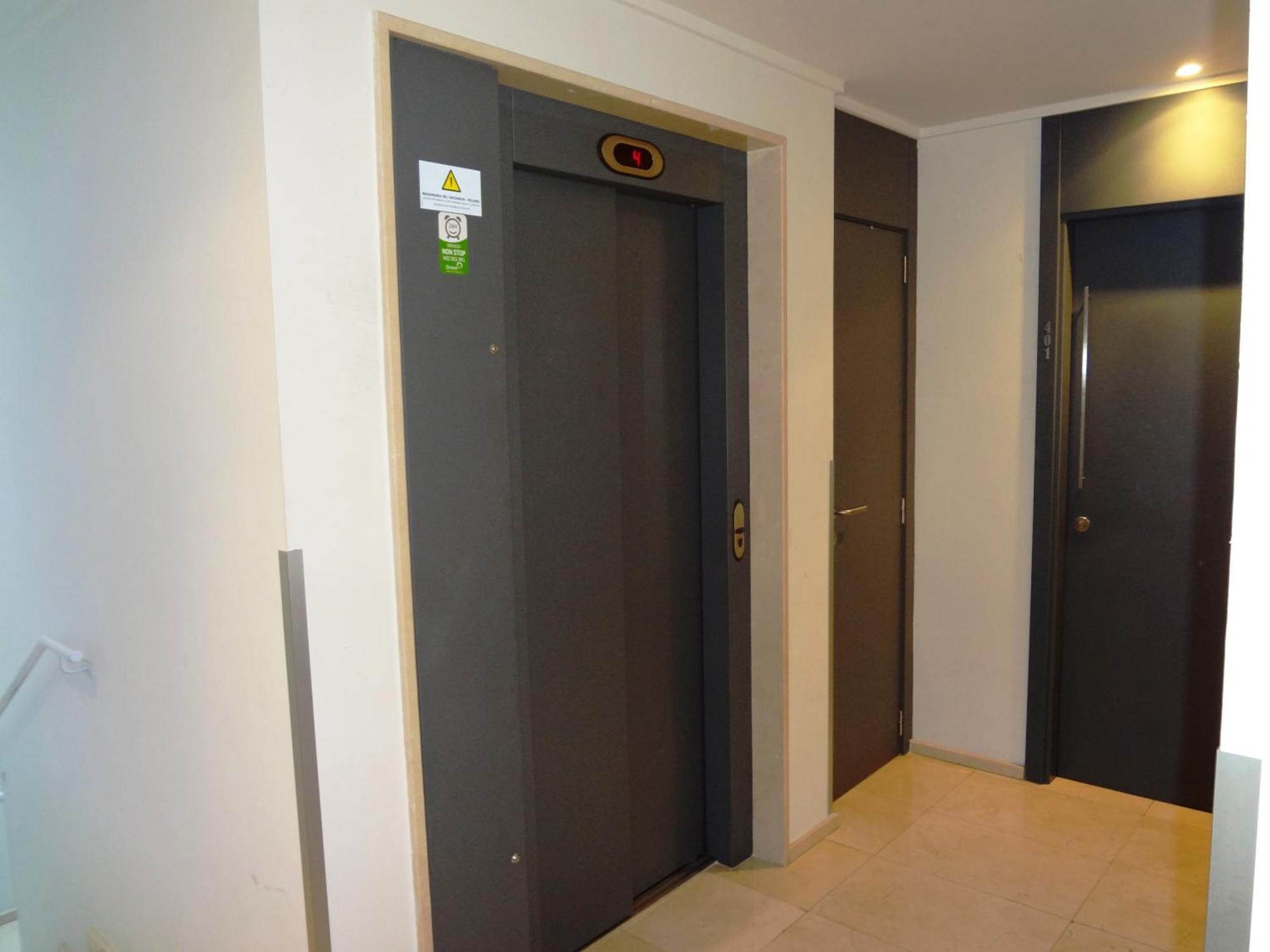 Hotel Irixo Ourense Buitenkant foto